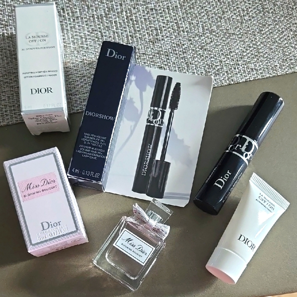 NEW in box never used Dior Blooming Bouquet Diorshow Mascara LA Mousse off/ on